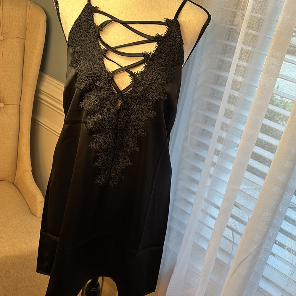 Women’s black Slip dress, New with tags from boutique - Picture 2 of 8